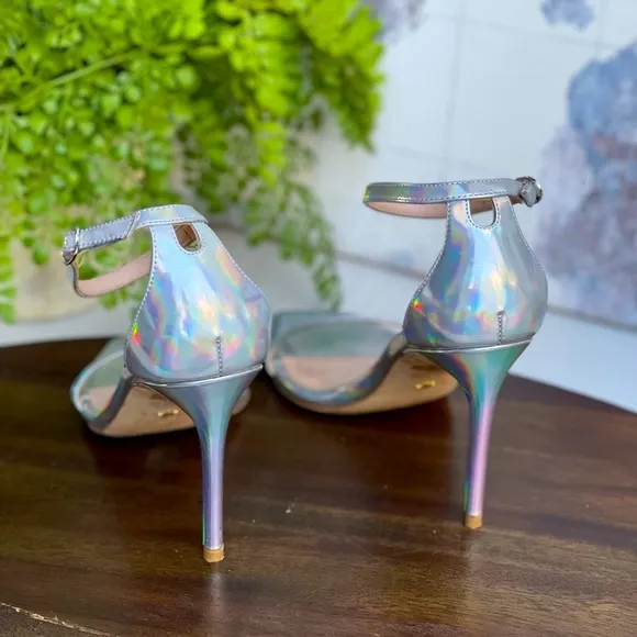 Stuart Weitzman Nudistcurve iridescent Silver Patent leather Ankle strap size 11