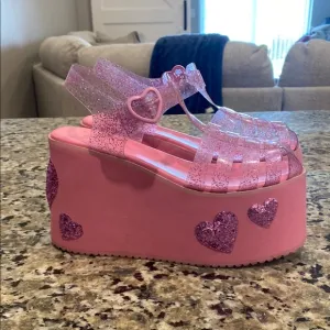 Sugar Thrillz Sparkle Glitter Heart Platform Jellies in pink