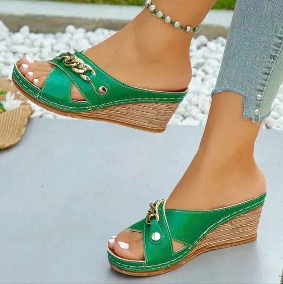 Summer New Fashion Cross Green Platform Thick Bottom Slippers