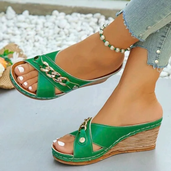Summer New Fashion Cross Green Platform Thick Bottom Slippers