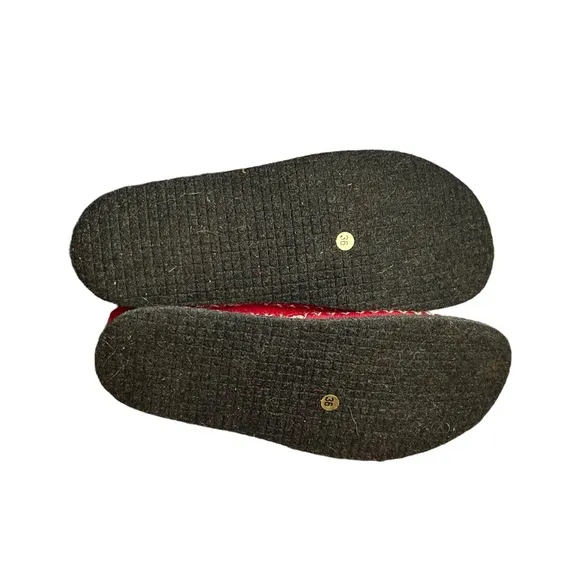 Sundance Catalog Red Wool Shoes with flowers handmade in Itally NWT