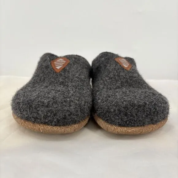 Taos “My Sweet Wool” Clogs Indoor/Outdoor Slippers Grey, Sz 41 (EU) 10-10.5 (US)