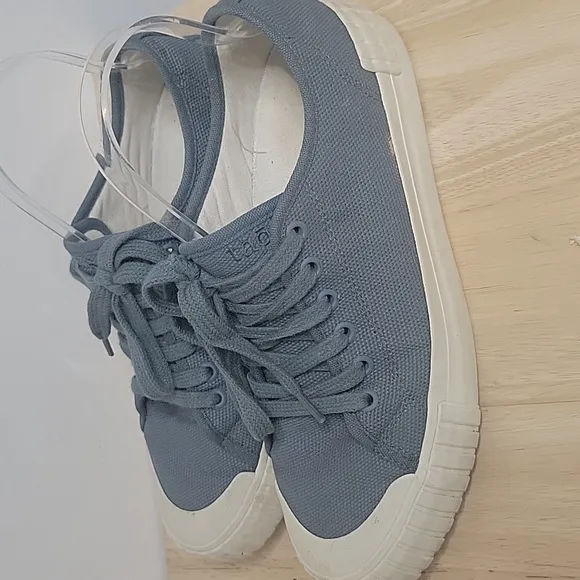 Taos one vision vision 7.5 blue sneakers 👟 tennis shoes arch support orthopedic