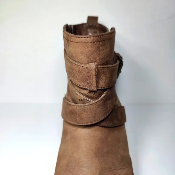 Tara M Gwen Brown Leather Criss Cross Strap Ankle Boots Women’s Shoes Size 9.5