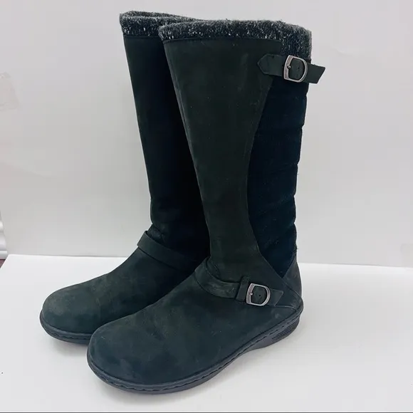 Teva Nopal waterproof boots in black size 8