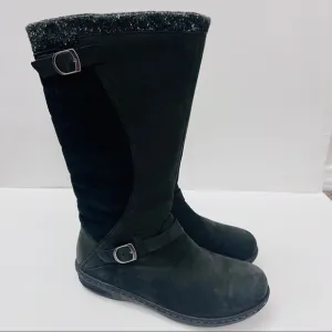 Teva Nopal waterproof boots in black size 8