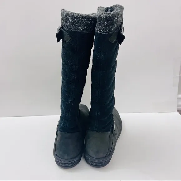 Teva Nopal waterproof boots in black size 8