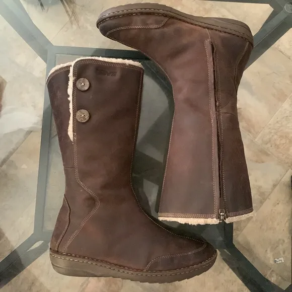 TEVA TONALEA BOOTS