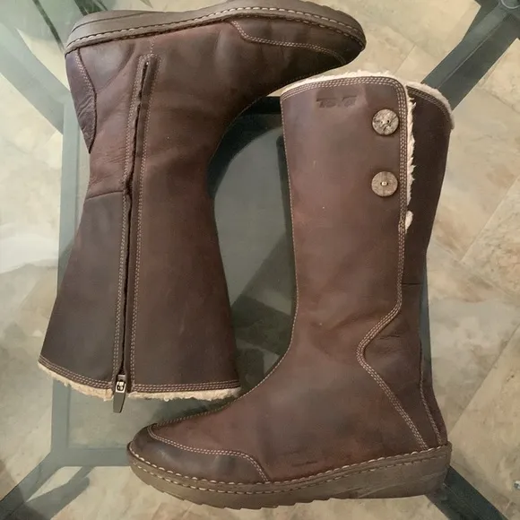 TEVA TONALEA BOOTS