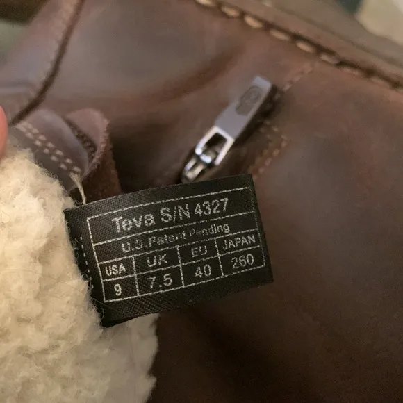 TEVA TONALEA BOOTS