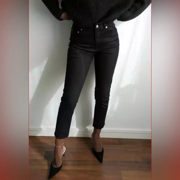 Thakoon Classic Cropped Jean Black NWT Sizes 0 &amp; 6