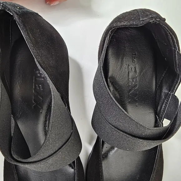 The FLEXX Women's Black Get Back Mary Jane Wedge Shoes Size 8