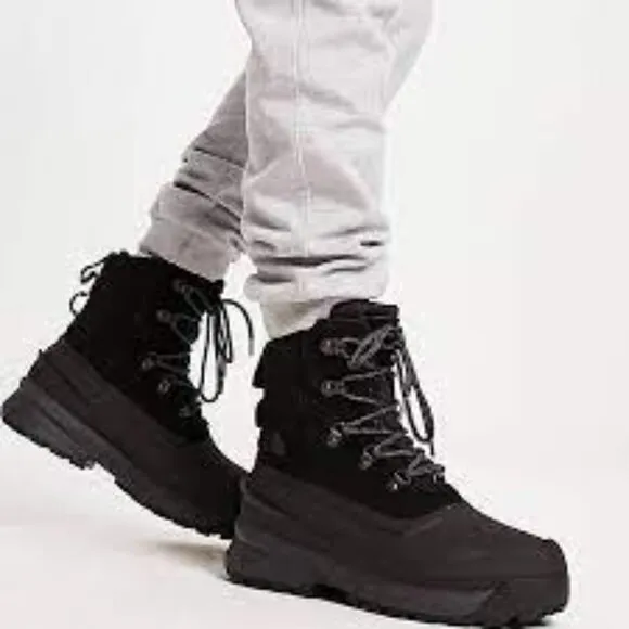 The North Face Chilkat V Waterproof Man Boots Size 8