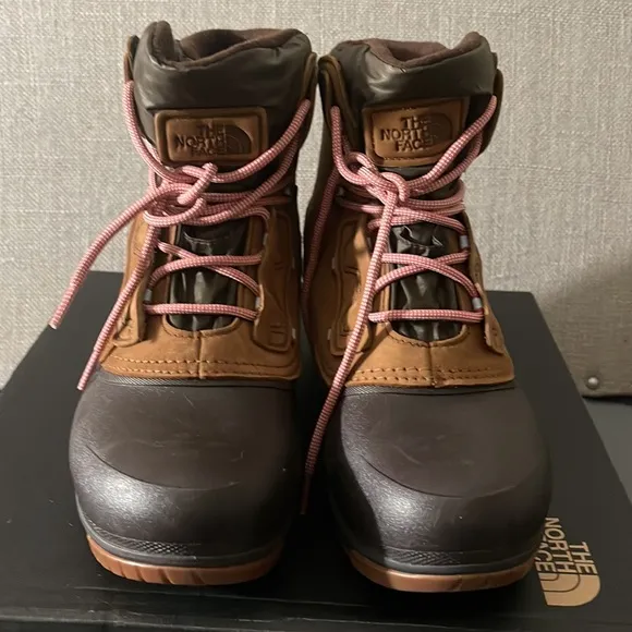 THE NORTH FACE Shellista IV Shorty Waterproof Boots in Brown Sz 10.5  New in Box