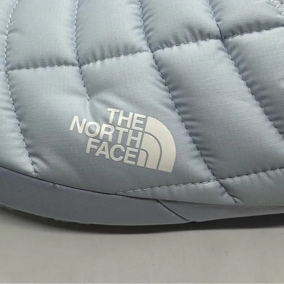The North Face Women's ThermoBall Traction Mule V Slippers Blue Size:10 NEW