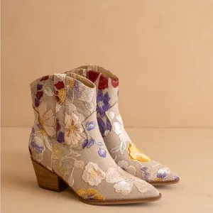 THE WANDA 3D FLORAL APPLIQUÉ OASIS SOCIETY embroidered western cowboy booties