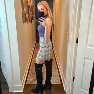 Theory Plaid Mini Skirt - SIZE 0