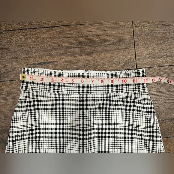 Theory Plaid Mini Skirt - SIZE 0