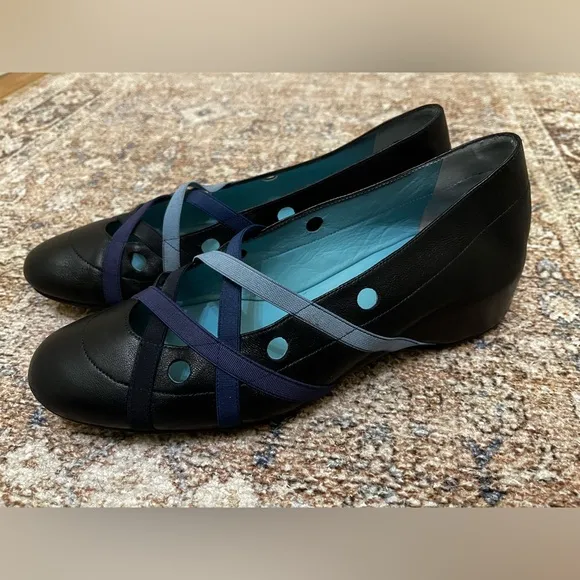 Thierry Rabotin Dark Blue Criss Cross Strap Low Wedged Shoes Size 39.5/US 9