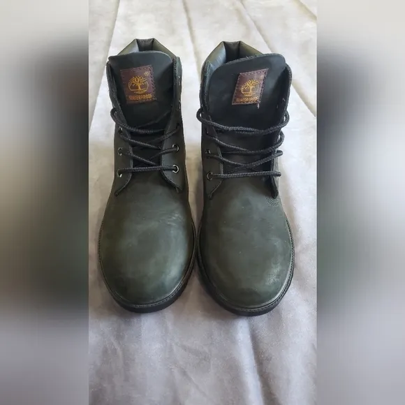 Timberland 6 Inch Black Nubuck Waterproof Boots Size 7