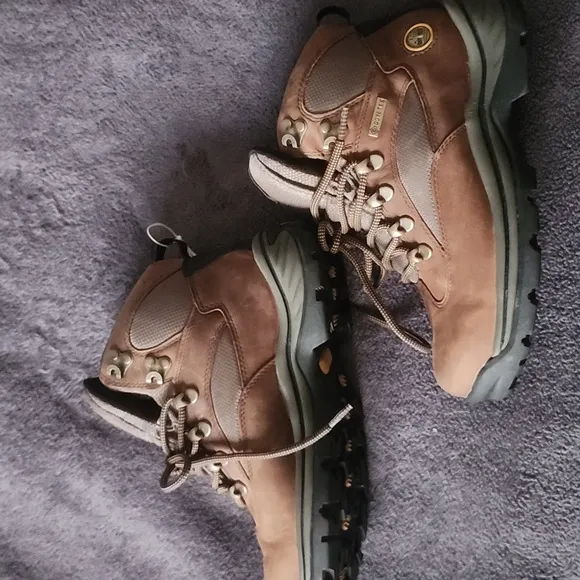 Timberland brand Women's Boots. Size 7. NWOT
