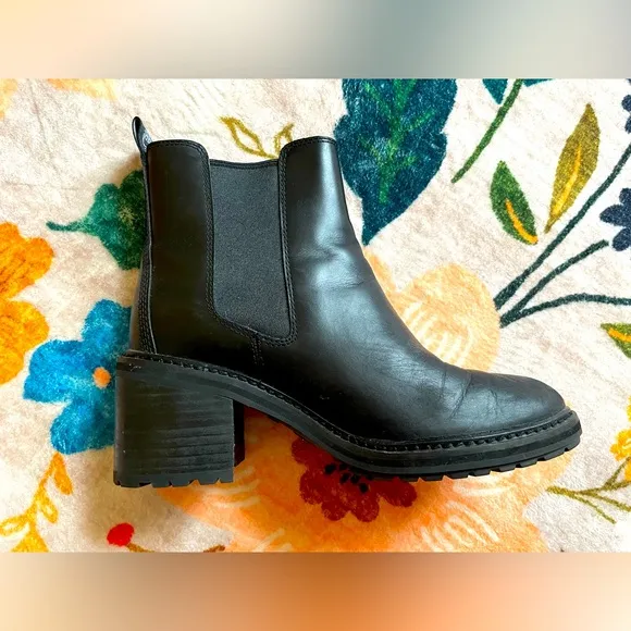 Timberland Dalston Vibe Mid Chelsea Boots EUC