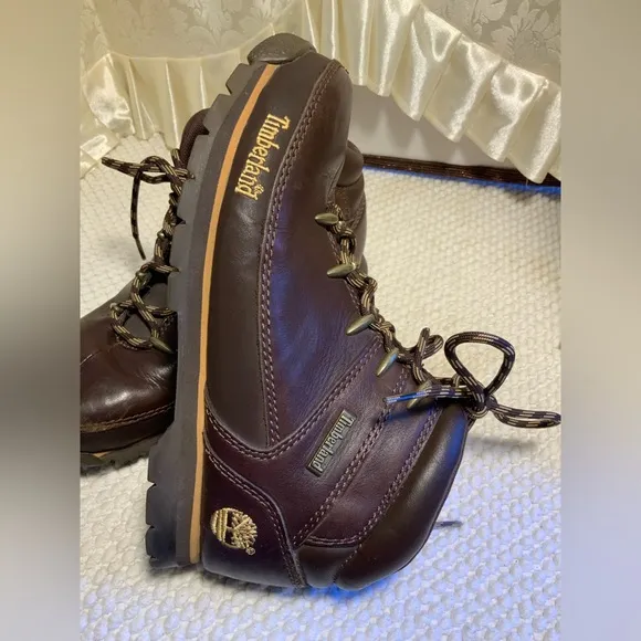 TIMBERLAND EURO SPIRIT BOYS LEATHER MID HIKER BOOTS