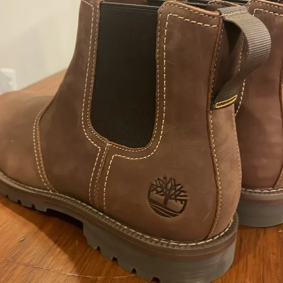 Timberland Larchmont Mid Chelsea Boots Brownie new Mens Sizes