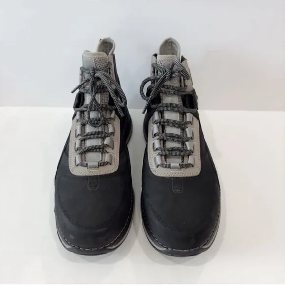 Timberland Men’s Waterproof Mid Hiking Boots