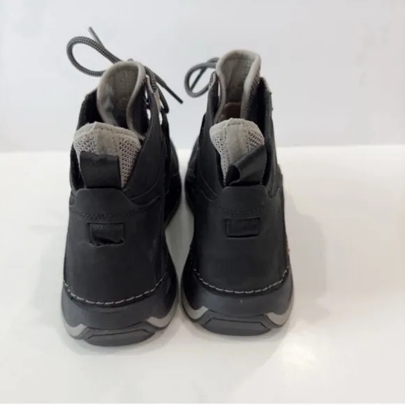 Timberland Men’s Waterproof Mid Hiking Boots