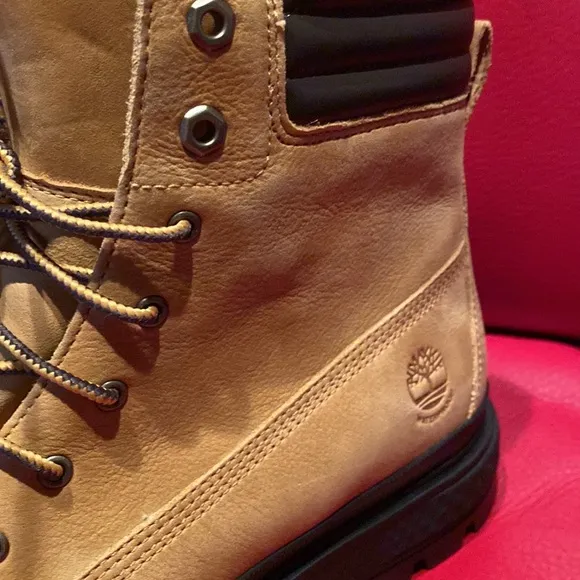 Timberland Waterproof Leather Suede Logo Boots New NeverUsed
