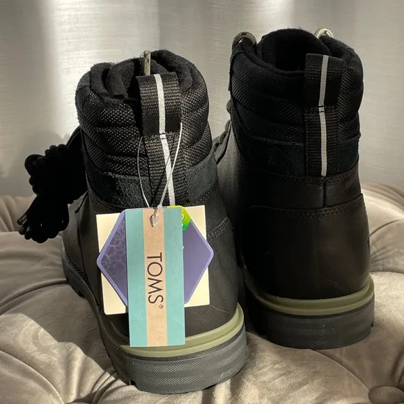 TOMS Boots