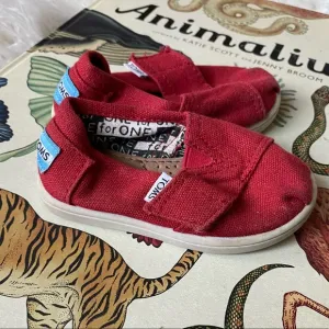 Toms classic red slip‎ on shoes