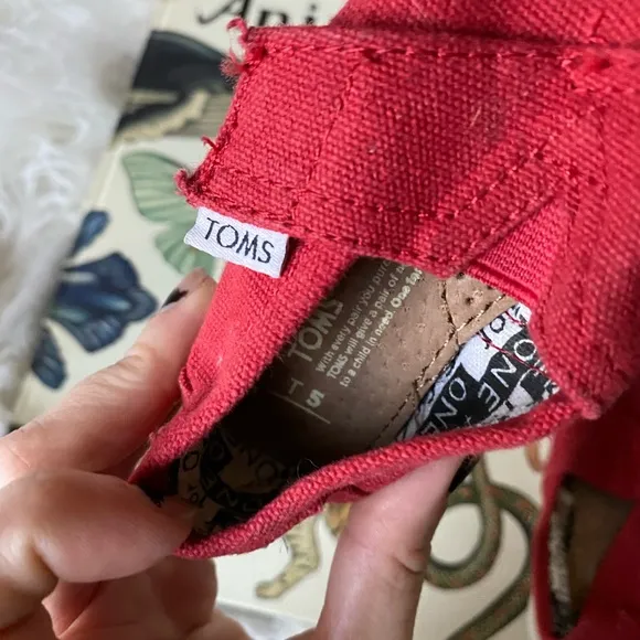 Toms classic red slip‎ on shoes