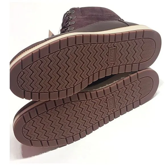 TOMS mesa waterproof Forest Brown Oiled Nubuck Suede Boots women's size 7.5