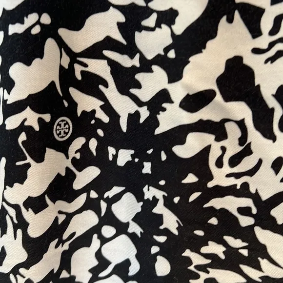 Tory Burch black and white sleeveless print dress, size 2
