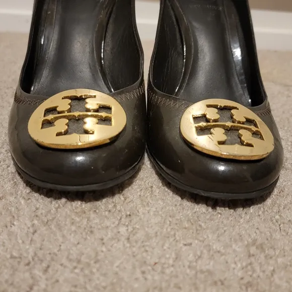 Tory Burch Maddie Brown Patent Leather Pumps Heels Size 8
