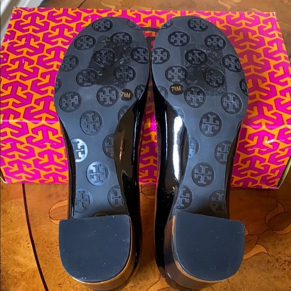 Tory Burch Patent Amy w/Patent Logo Shoes