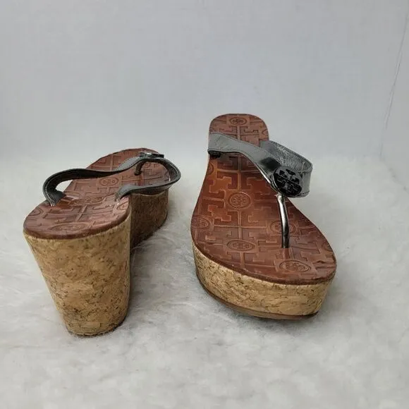 Tory Burch Thora Cork Wedge Flip Flip  Shiny Patent Silver Sandal Shoes Size 7.5