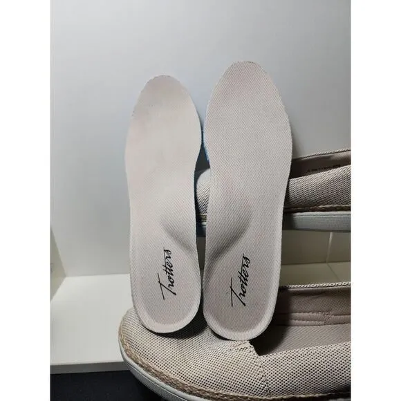 Trotters Accent: Orthopedic Casual Shoes for Women 8.5W