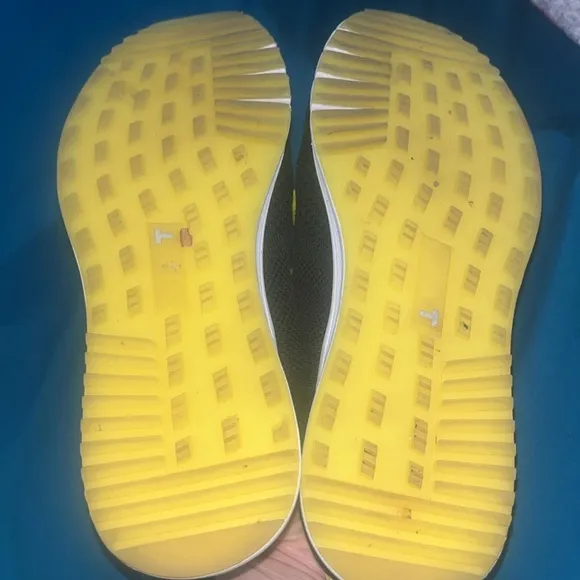 True Men’s Knit II Golf Shoes Mens 8.5 Yellow Black