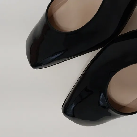 TuckernucK Patent Sienna Heels