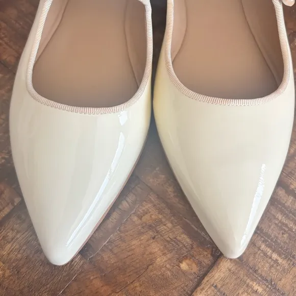 TUCKERNUCK SHOES Ivory Patent Jane Flats New in Box size 7
