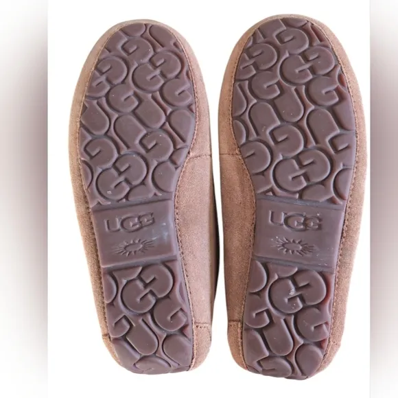 UGG ANSLEY CHESTNUT SUEDE SHEEPSKIN MOCCASINS SLIPPERS SIZE US 8/UK 6/EU 39