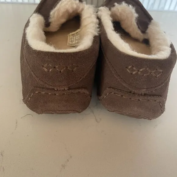 Ugg Ansley Slippers in Espresso, Cozy, Fluffy, Suede Slippers  Size 8