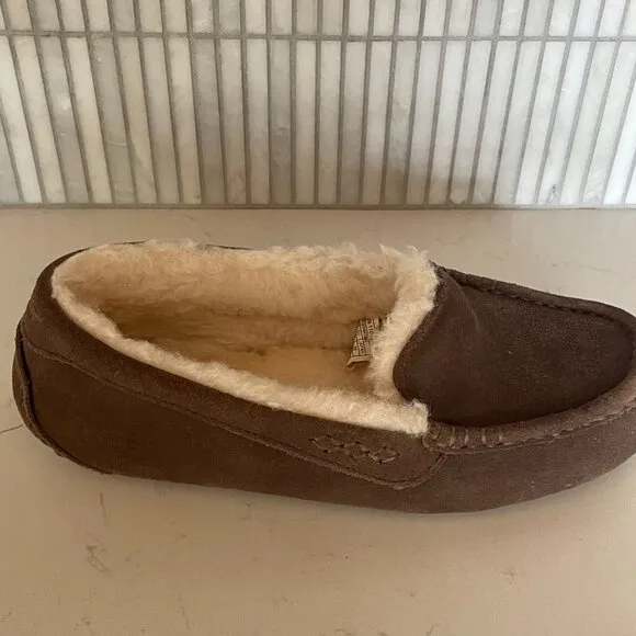 Ugg Ansley Slippers in Espresso, Cozy, Fluffy, Suede Slippers  Size 8