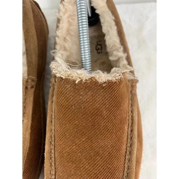 UGG Ascot Corduroy II Chestnut Suede Moccasin Slippers Men’s Size 10
