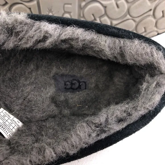 UGG Ascot Corduroy Indoor Outdoor Winter Moccasin Slippers 8
