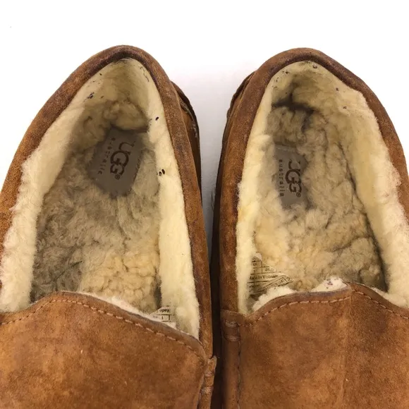UGG Ascot Indoor Outdoor Moccasin Slippers 12