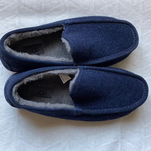 UGG Ascot Wool Men’s Slippers